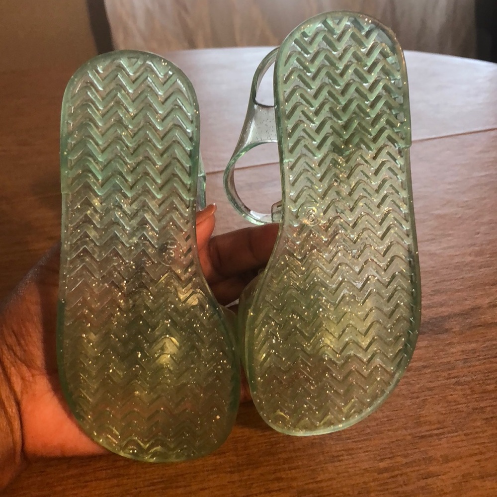 Sandals - Picture 3 of 4
